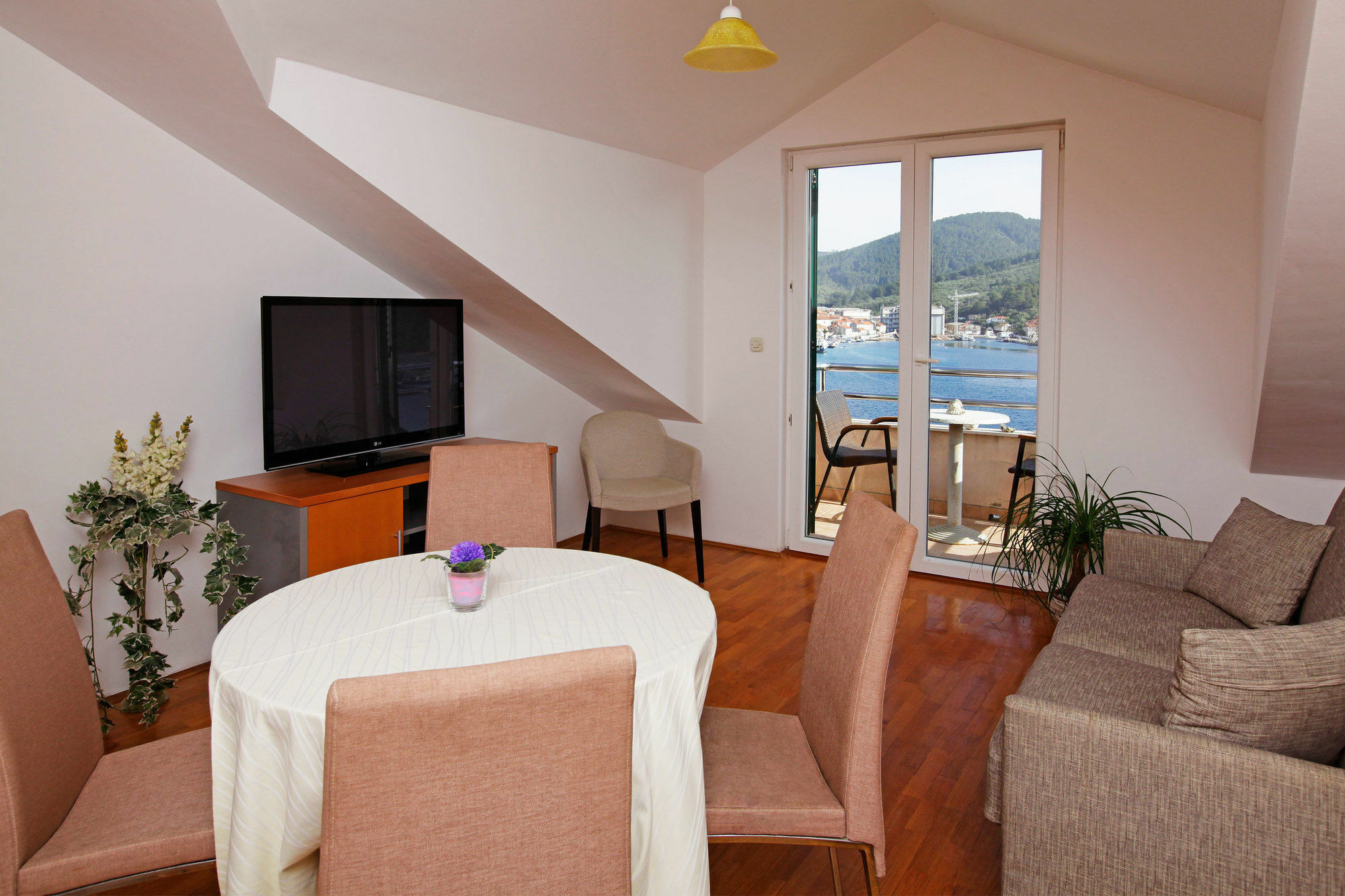 Apartments Vala Vela Luka Ngoại thất bức ảnh