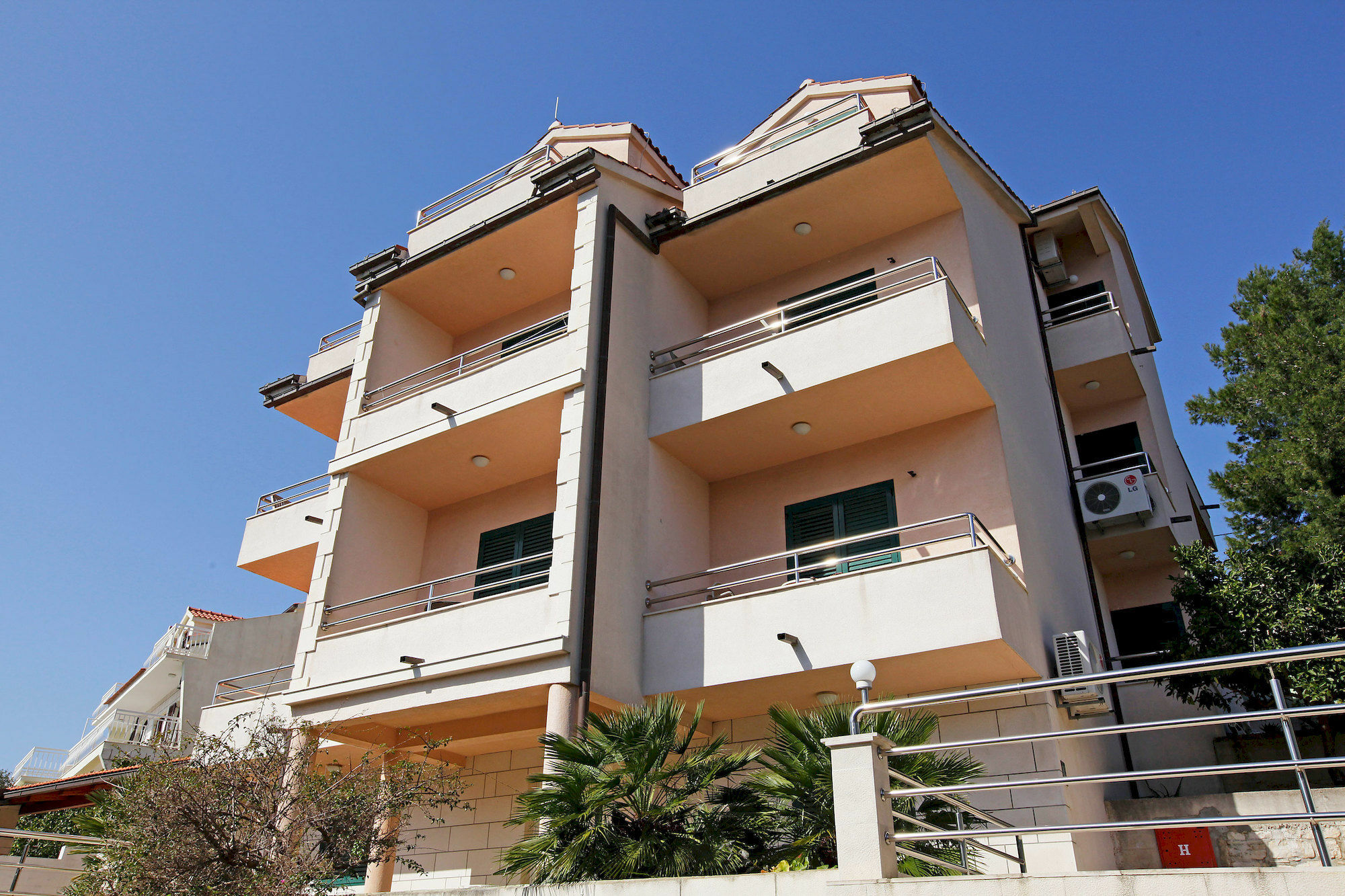 Apartments Vala Vela Luka Ngoại thất bức ảnh